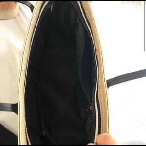 kate spade Bags - Kate Spade Large Tote Bag kate spade Bags - Kate Spade Large Tote Bag